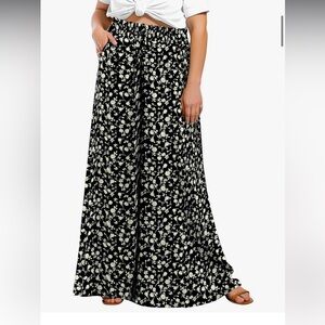 Floral Black and White Wide-Leg Pants